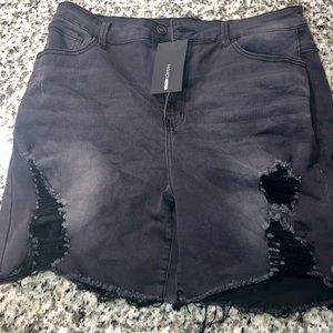 Fashion nova shorts. Never worn. NWT